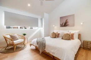 From the minute you walk in the front door you will be in awe of the styling. - Image 3