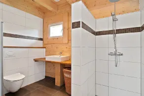 Beautiful log house. sauna and annex. big garden. close to nature. Pet friendly. - Image 4