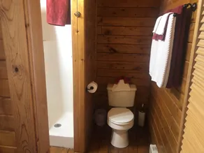 Country Charm Cabin  - Image 2