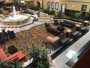 Just What You Were Looking For! 3 Great Units, Free Parking, Indoor Pool - Image 5
