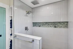 Oceanfront with HOT TUB & ELEVATOR. Views from every room! - Image 2
