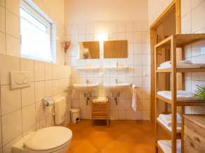 Cozy Chalet in Annaberg-Lungötz with Sauna - Image 5
