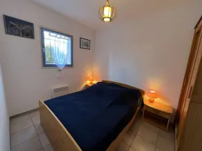 T3 avec Terrasse Spacieuse, Proche Plage, 4 Pers., Parking Inclus - Image 3