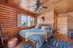 Luxury Cabin w/Heated Pool, 22min to 7 Springs, HotTub, Sauna, Game Room & Views - Image 3