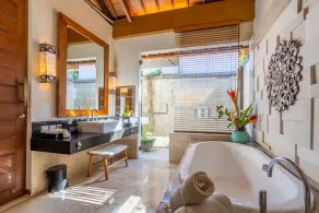 3 Bedroom Private Pool Villa, 2 minutes walk from the beach - Image 3