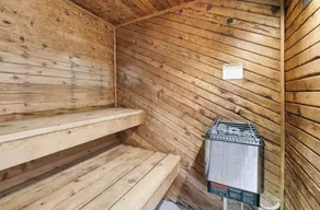 Relaxing Dog Friendly Resort Condo – Pool, Sauna & Year-Round Fun! - Image 3