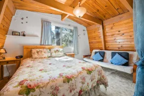 A Beary Happy Cabin - 2BR / 1BA / WiFi / Smart TV / GRATUIT Ski / Board Rental - Image 4