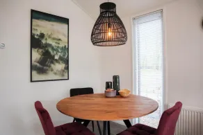 Chalet with 2 bedrooms and a terrace - Image 4