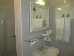 Romantico appartamento fronte mare in un affascinante villaggio di pescatori - Image 3