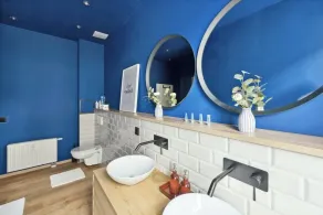 B OUR GUEST at NEW Vintage Chic Apartment - Image 3