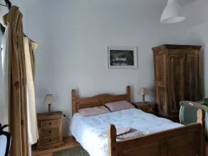 Excelente cabaña en propiedad de 9 acres - Image 3