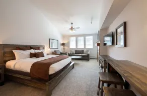 Deluxe Fraser Crossing Founders Pointe Condo with Ski Storage and washer dryer condo - Image 3
