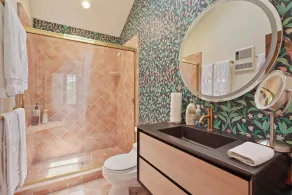 Stone River Retreat, Spa, Pool, Private, 6 Rms - Image 4