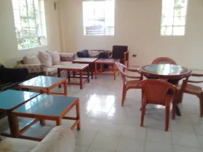 Gralins Hotel - Image 2