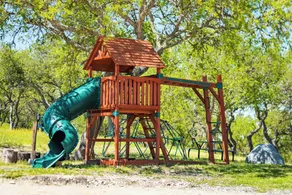 Blue Oak Oasis - Image 2