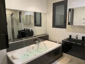 CONTEMPORARY AIR-CONDITIONED VILLA WITH HEATED SWIMMING POOL NEAR THE BEACHES 4* - FRANCE - Image 4