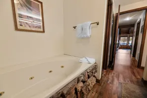 The Voges 'Lake House: 3 BR / 6 BA hjem i Big Bear Lake, 10 sovepladser - Image 4