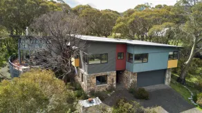 Les Perrieres Lodge - Spacious 3BR Luxury l Gym l Indoor Pool l Tennis l WiFi l BBQ - Image 5