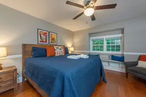 Sunset Mtn Lodge! Hot tub+Fire pit, Fireplace, Hiking, Private, Close to Town! - Image 3