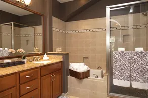 Luxury Zen Polynesian Penthouse - Image 3