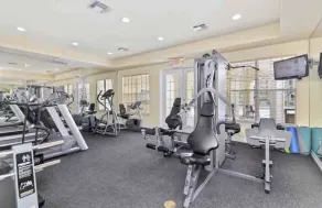 Homelike Waterview-condo 2BR/2BA with elevator 10 min to Disney - Image 3