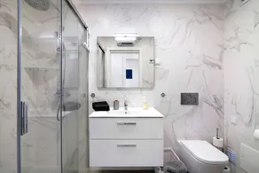 Appartamento 'Salty Tides' con balcone, Wi-Fi e aria condizionata - Image 3