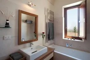 Private Hilltop Villa with Infinity Pool – Perfect to Explore Matera & Puglia - Image 5