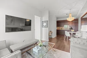 Modern 2Bd 2Ba Skyscraper Free parking - Image 5