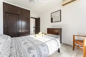 Apartamento com Excelente Localização com Vista para o Mar, Piscina & Wi-Fi - Image 5