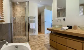 Villa with beautiful lake view Annecy - Image 2