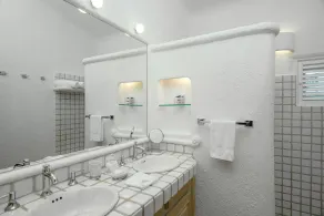 4 BR Cas Lita Includes A/C, WiFi, Private Pool and Much More! - Image 4