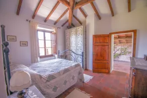 House with private pool at 2,8 km from Castiglione di Garfagnana. Panoramic view - Image 4