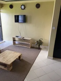 Impeccable homely 1-Bed Apartment in Nairobi - Image 2