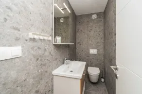 Apartments with pool for 12 - Image 4