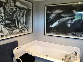 Art House.Paintings in hallway, bathroom, toilet, living areas and bedrooms.  - Image 5