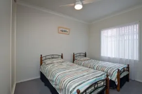 All Seasons Port Elliot Holiday House - Image 5
