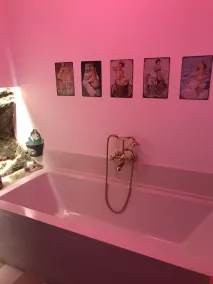 The 50's Suite. Barbie's summer house. Bathtub and jukebox - Image 5