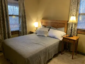 Cozy Cabin with private HOT TUB! - Image 5