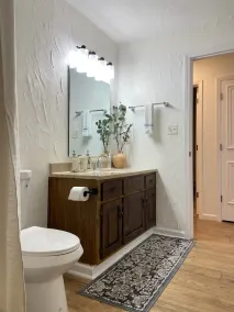 Charming 3 BR in a quiet and friendly neighborhood - Image 4