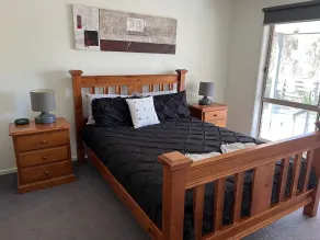 Echuca Retreat Holiday House - Image 4
