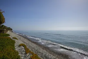 Meneou Beachfront Villa - Image 4