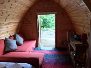 Tig Lammax Glamping Pod - Image 4