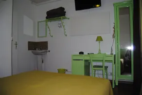 Villa tiene capacidad para 8 en Toulon - Image 5