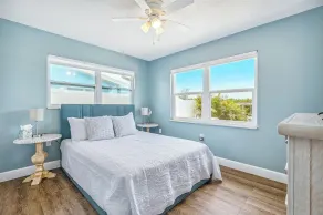 Canal-Front Retreat w/ Pool, Hot Tub & Kayaks to Nature Preserve! 🛶 - Image 5