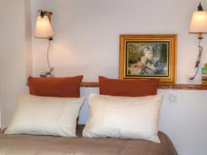 Charming Cottage with Terrace Overlooking Pond, Near Chenonceau and Beauval Zoo - Image 5