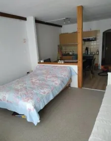 Apartamento vacacional con terraza - Image 5
