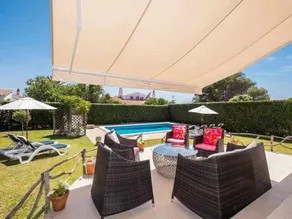 VILLA JARAMA - Elegante chalet cerca de la playa - Image 2