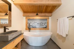 Chalet with private Pool, Hottub, and Sauna! - Image 5
