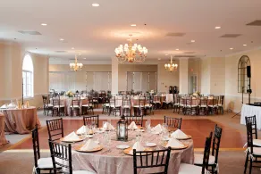 Inn at Evergreen - Image 5