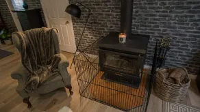 Cosy cottage for groups up to 20. Gather under the stars with family and friends - Image 2
